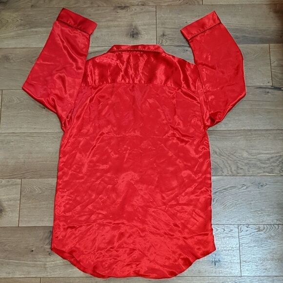 Cacique Lingerie red silky shinny pajama top S - Picture 4 of 4